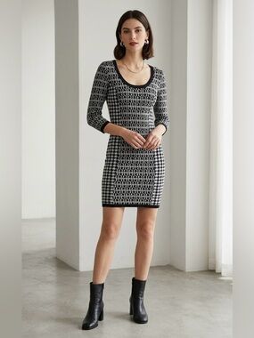 T/O Sweater Black & White Geometric Houndstooth Knit Sweater Dress